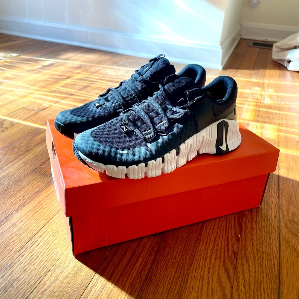 Nike Free Metcon 5 "Black/Anthracite/White" Women's Training Shoe